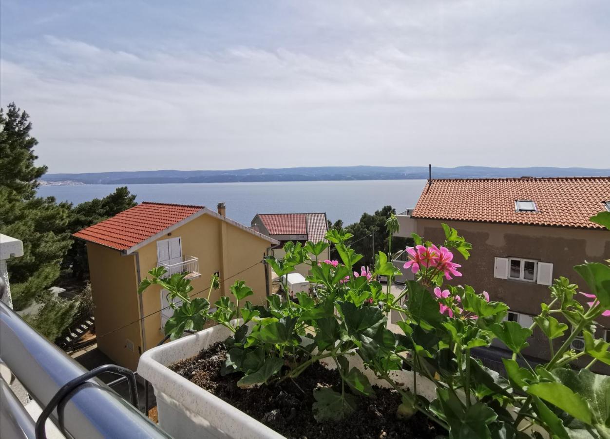 Apartments Rita Nemira Omiš Esterno foto